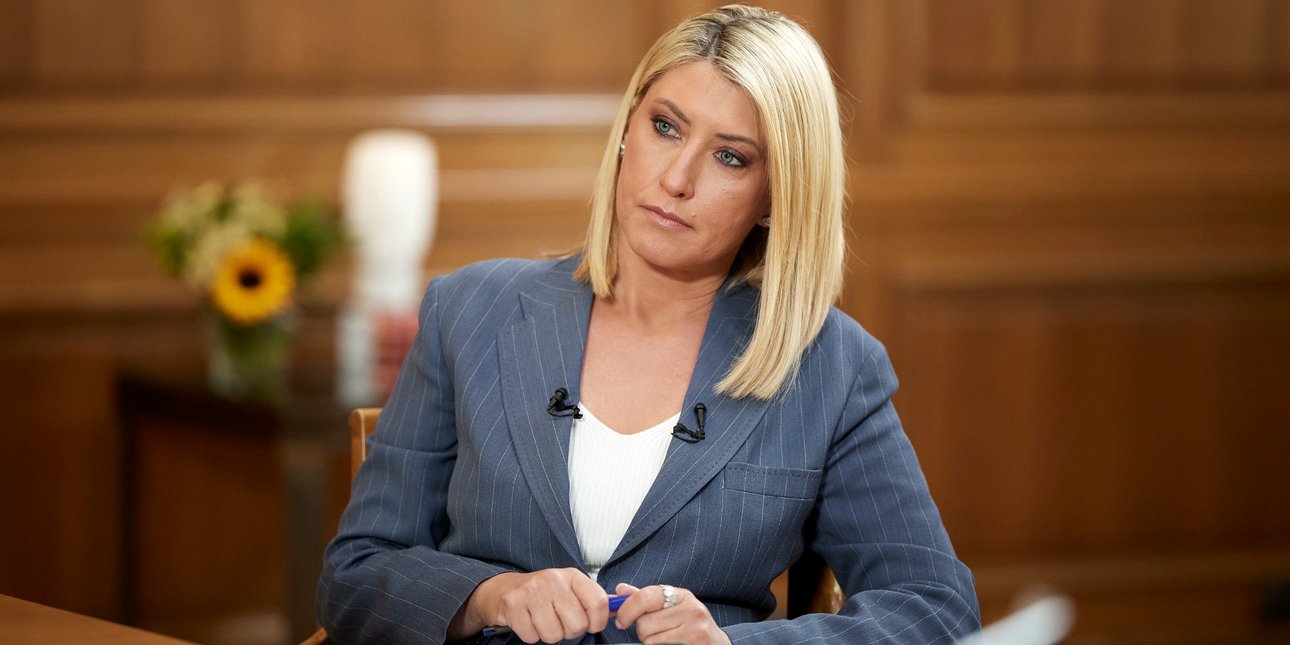 Παραμένει στην εντατική η Σία Κοσιώνη λόγω πνευμονίας -Δεν διατρέχει κίνδυνο η ζωή της